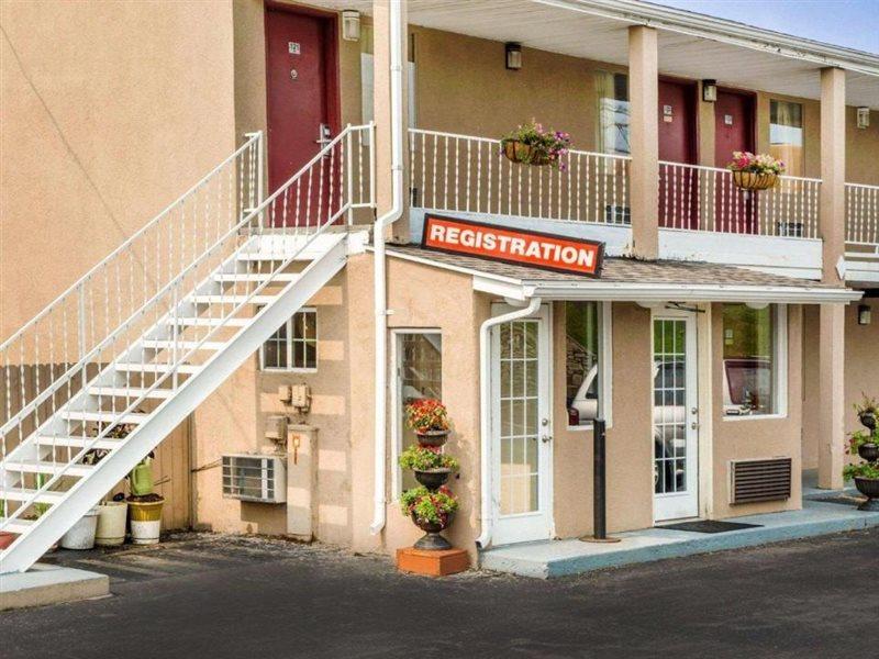 Econo Lodge Franklin Kültér fotó